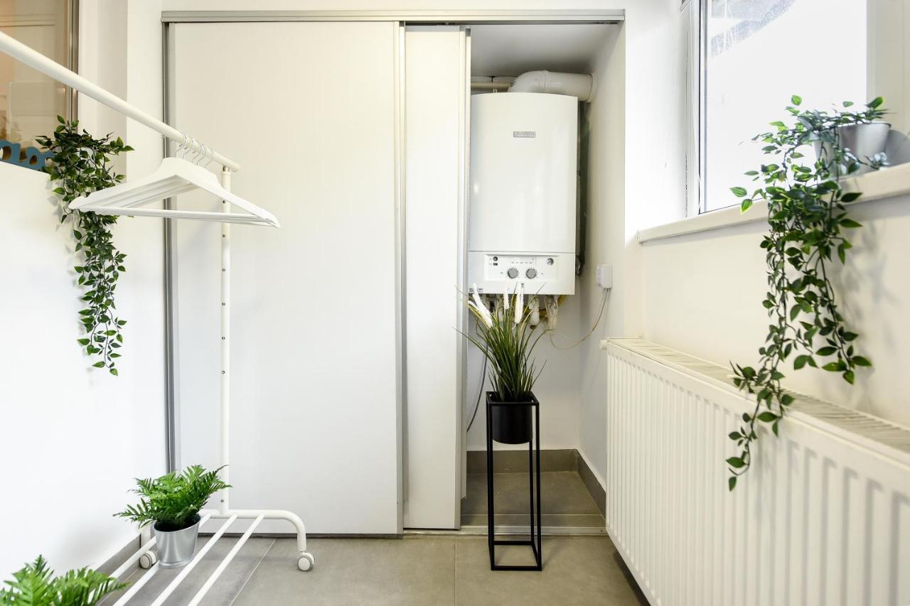 Spacious 1Br In The City Center - Amazing For Extended Stays Bucarest Esterno foto