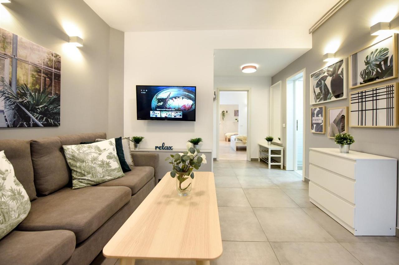 Spacious 1Br In The City Center - Amazing For Extended Stays Bucarest Esterno foto