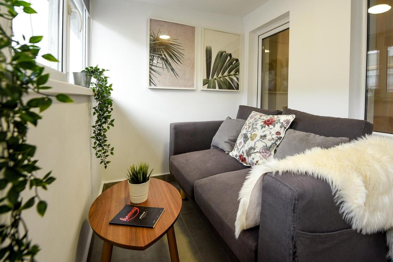 Spacious 1Br In The City Center - Amazing For Extended Stays Bucarest Esterno foto