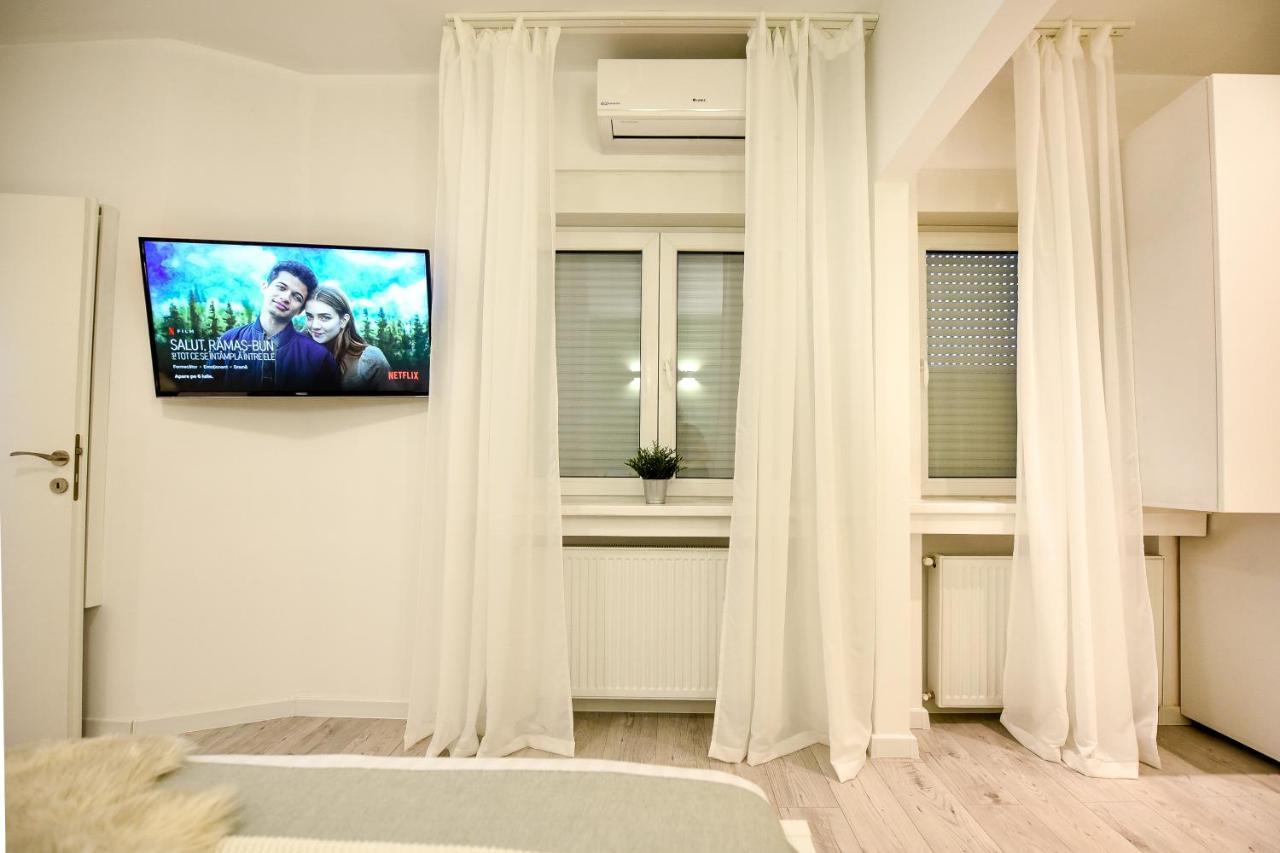 Spacious 1Br In The City Center - Amazing For Extended Stays Bucarest Esterno foto